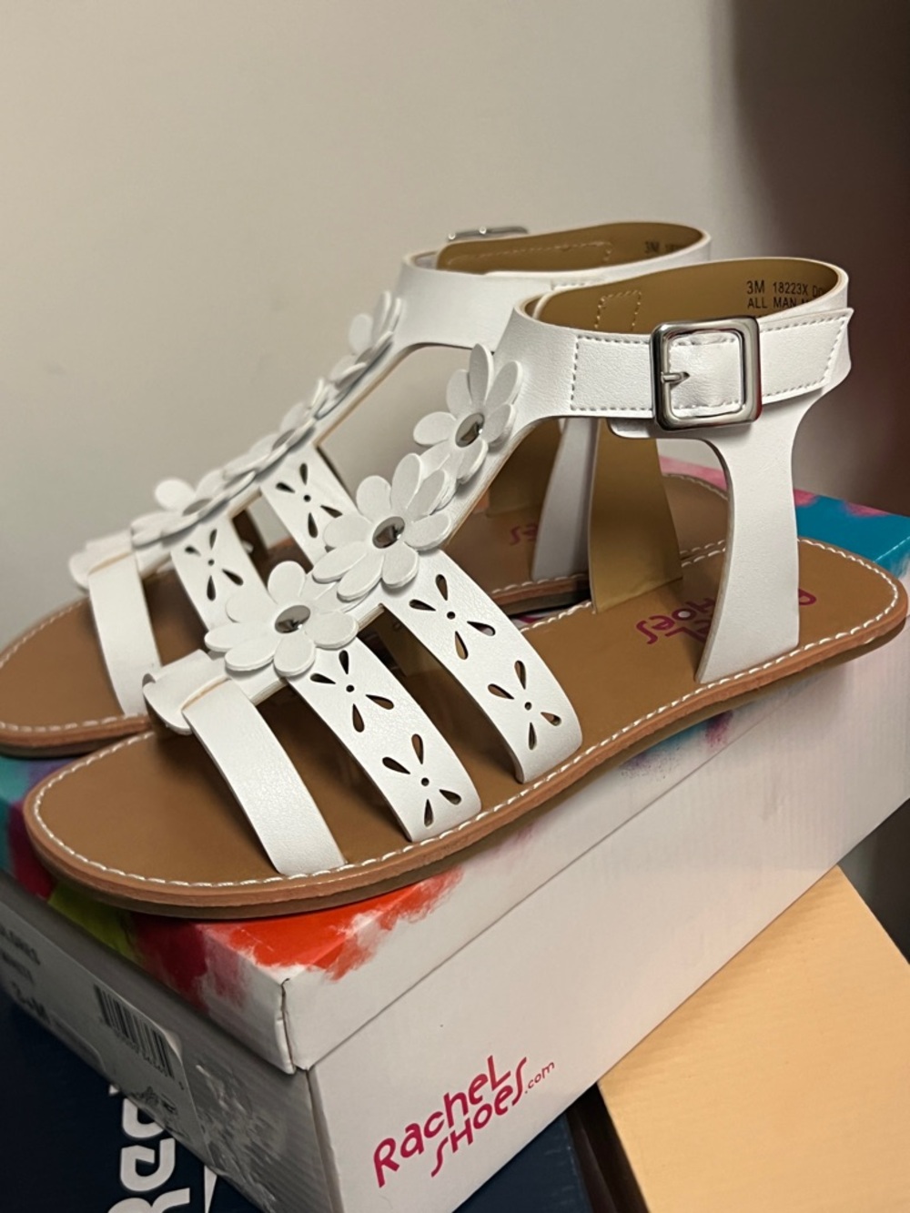 Rachel Shoes White Girls' Floral T-Strap Sandals Size 3